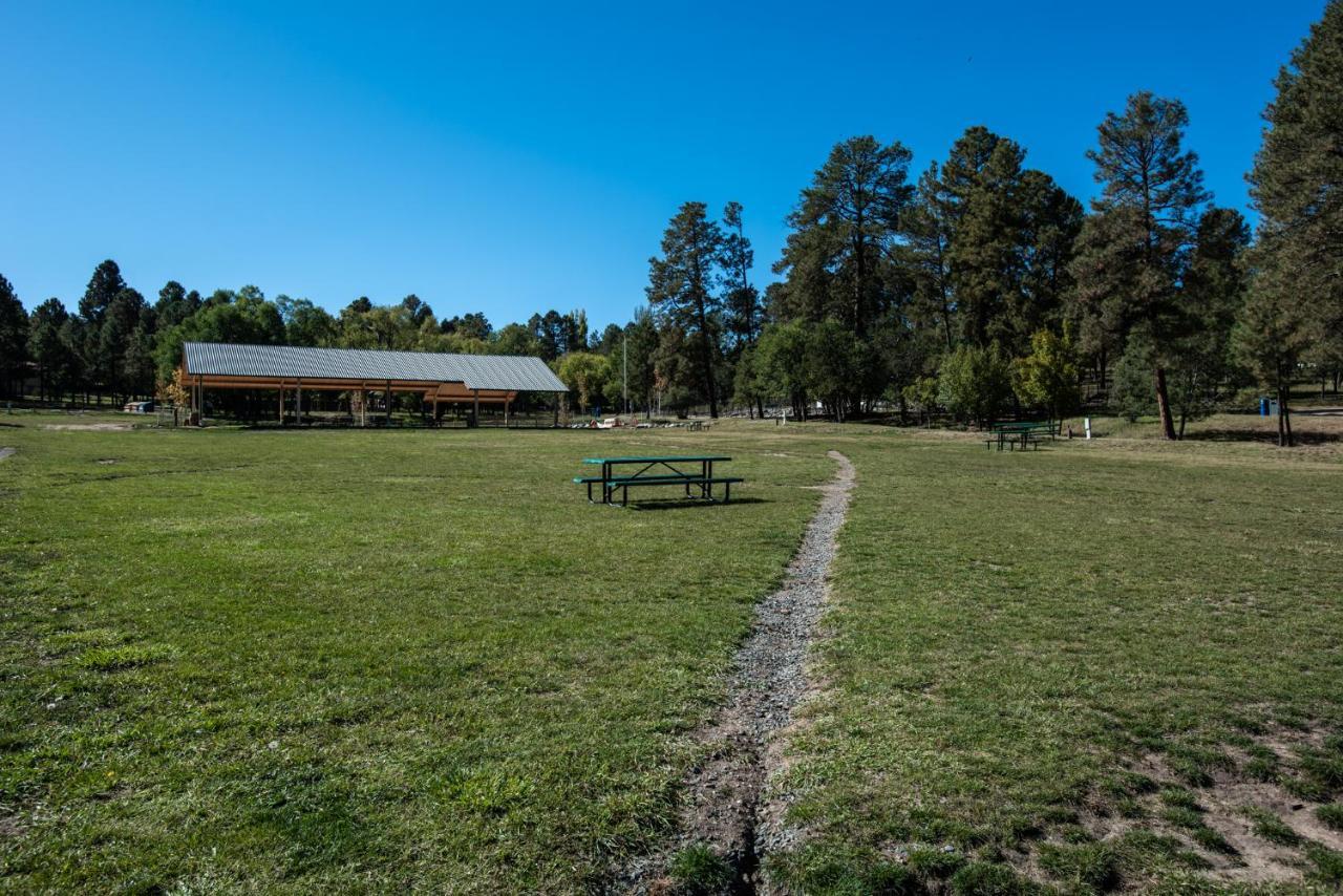 Apache Village 9, Queen Bed, Midtown, Pet Friendly, Sleeps 2 Ruidoso Exterior photo
